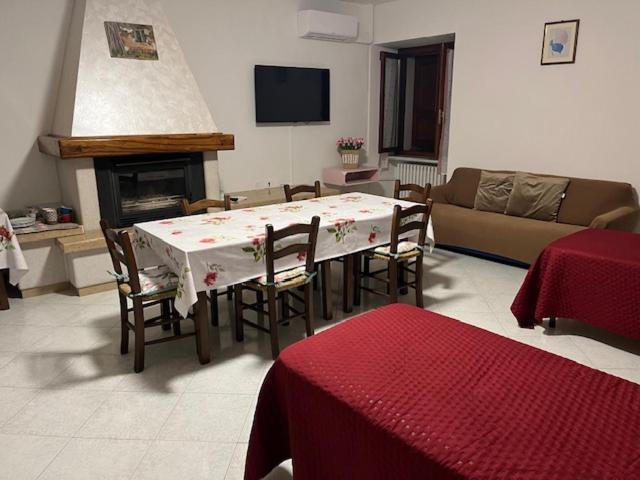 וולטה מנטובנה Foresto Case Vacanza מראה חיצוני תמונה